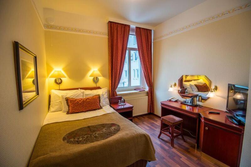 Hotel Astor Vaasa Extérieur photo